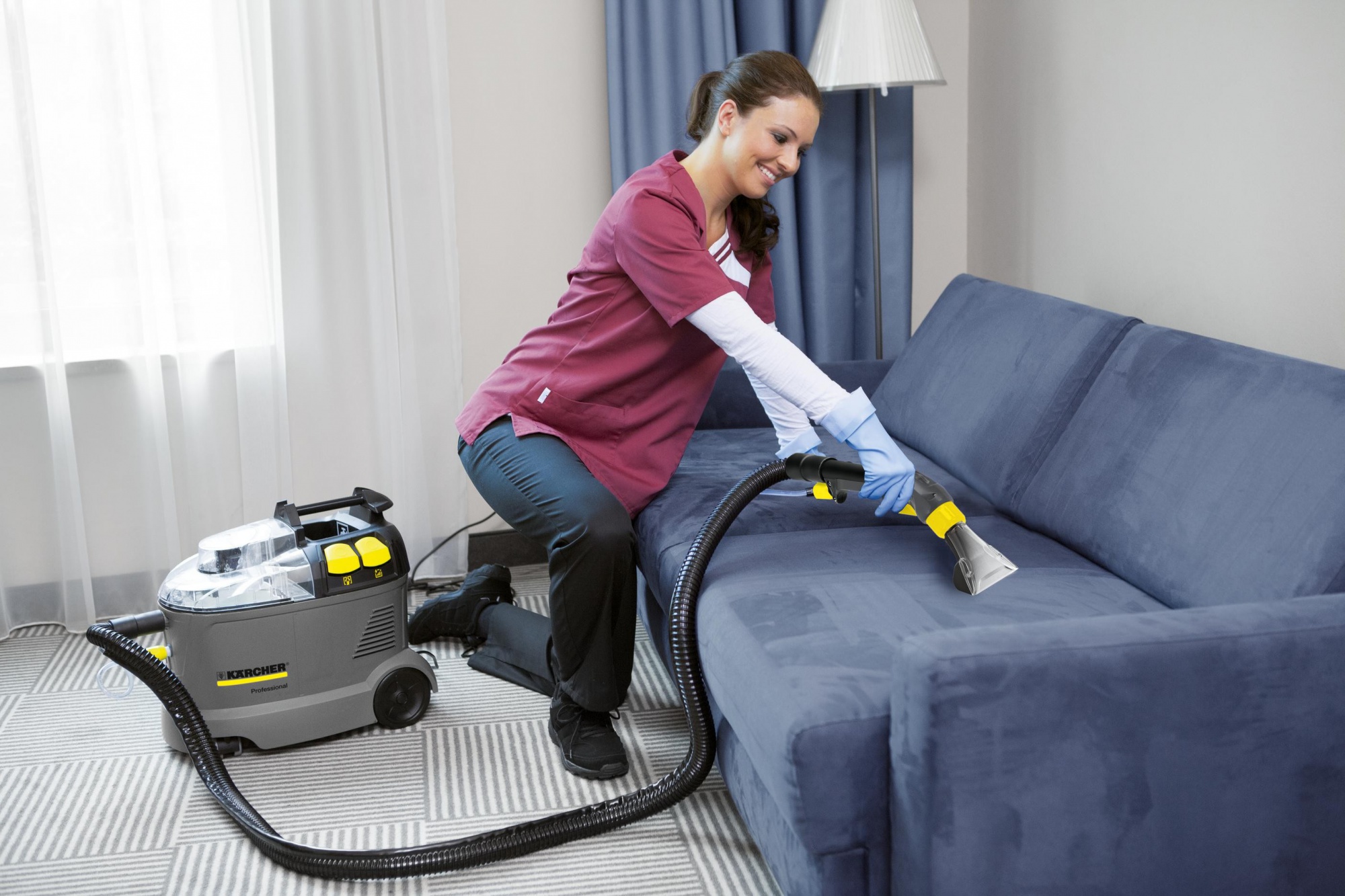 Профессиональный моющий пылесос Karcher PUZZI 8/1